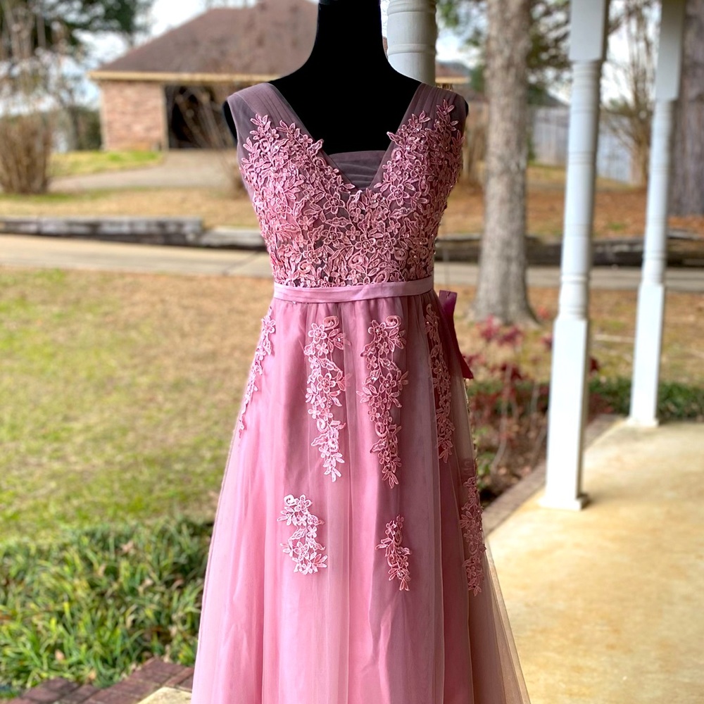 🌟🌟PROM/ Evening DRESS!! 🌟🌟 NWT PINK SIZE 8 Gorgeous!!!
